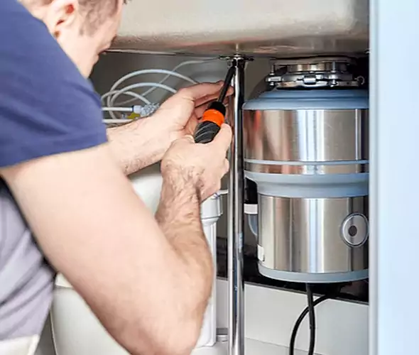 Expert Plumber for Garbage Disposal Replacement in Aventura, FL