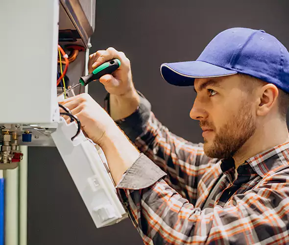 Expert Plumber for Tankless Water Heater Maintenance in Aventura, FL: Schedule Professional Maintenance Services with Us