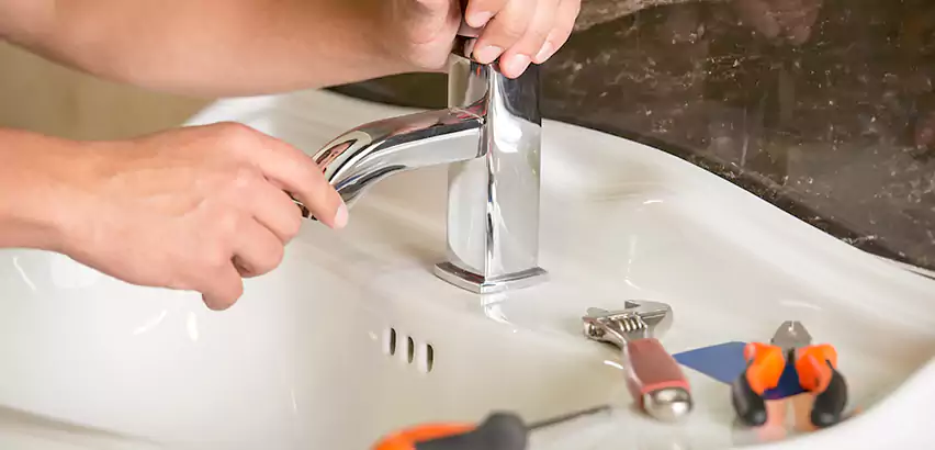 Bathtub Faucet Replacement in Aventura